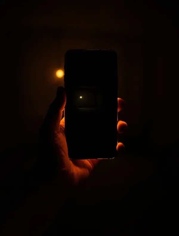 午夜来电 在线观看 - AI漫剧 午夜来电 短剧封面